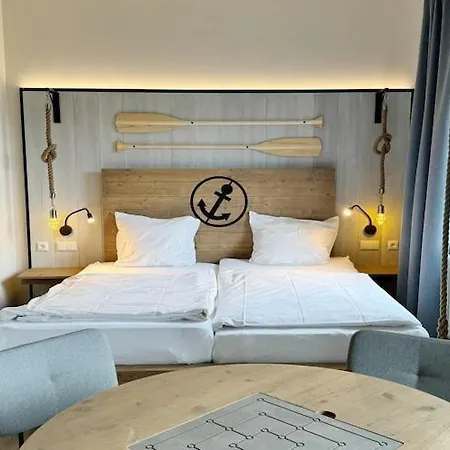 Lejlighed In Wangerland With Meals & Drinks